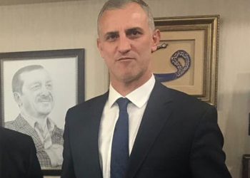 AKP’li isim ezan sesinden rahatsız oldu, caminin kablolarını kesti