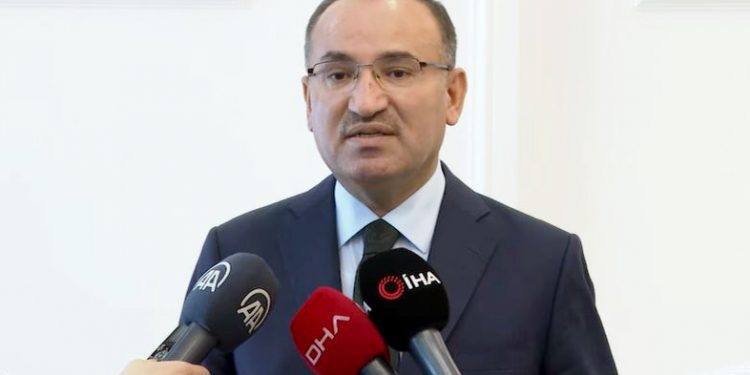 Adalet Bakanı Bozdağ açıkladı; kira artışına yüzde 25 limiti geliyor