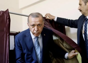 Adalet Bakanı Bozdağ'dan Erdoğan'ın cumhurbaşkanlığı adaylığına ilişkin açıklama