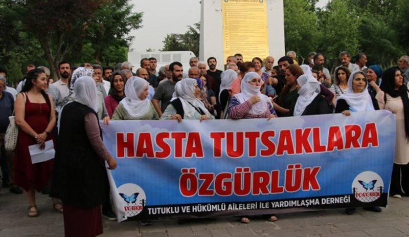 Adalet Nöbeti 200'üncü gününde: Hasta ve infazı yakılan tutukluları bırakın