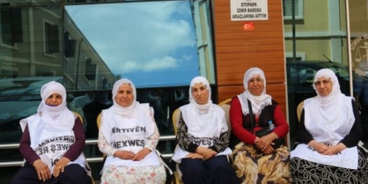 Adalet Nöbeti 70’inci gününde: Elinizi vicdanınıza koyun