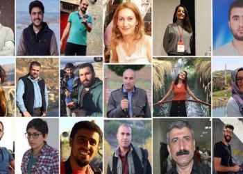 Adliyede saatlerce kelepçeli bekletilen gazetecilerin gözaltı süreleri 4 gün uzatıldı