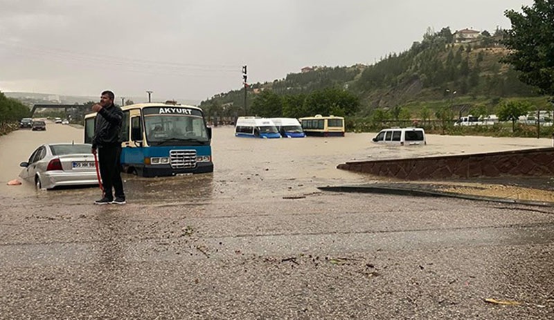 Akyurt'ta sel nedeniyle 2 kişi yaşamını yitirdi