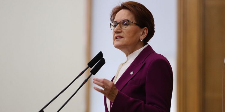 Akşener’den Erdoğan’a: Ekonomi ve ucube sistemle ilgili de adımlar görmek istiyoruz