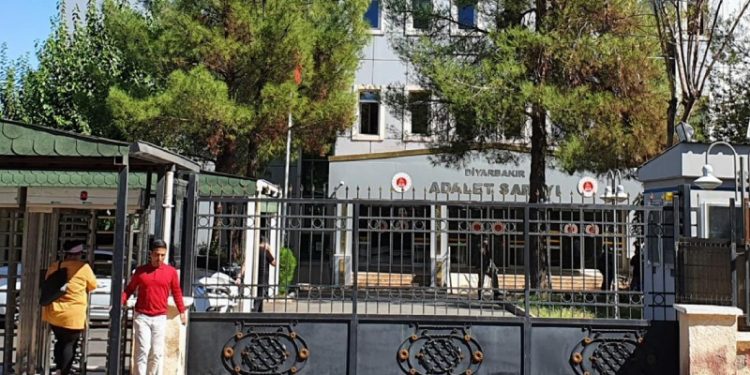 Alman Gazeteciler Birliği'nden Ankara'ya: Gazetecileri serbest bırakın
