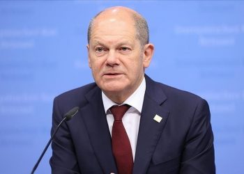 Almanya Başbakanı Scholz: AB üyeliğine aday ülkelerden de Rusya'ya yaptırım bekliyoruz