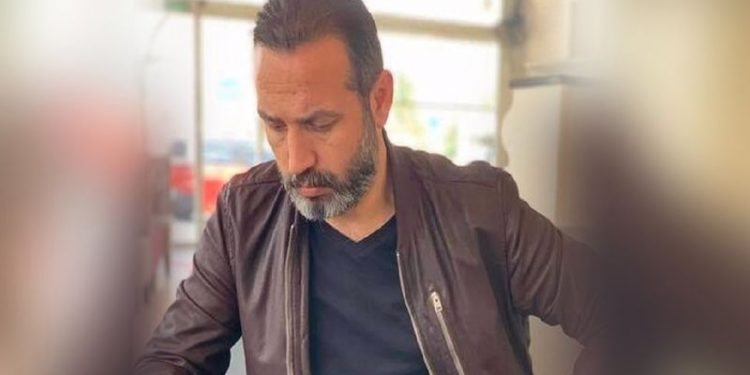 Aranan 'suç örgütü lideri' polis aracıyla evine götürülmüş