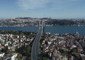 Artan kiralara yetişemeye memurlar kentlerden kaçıyor