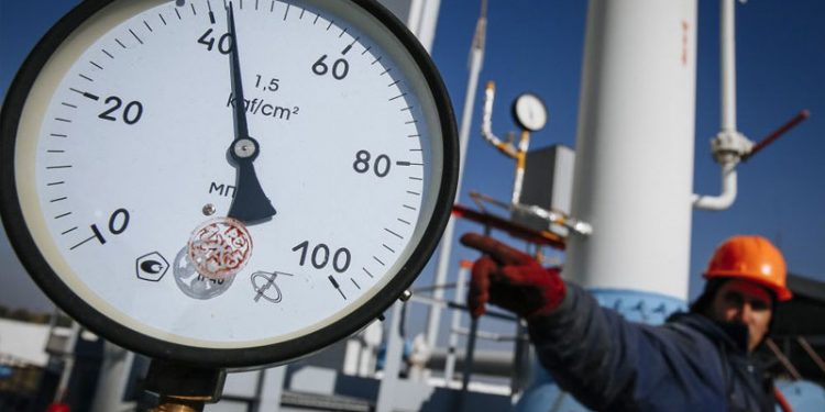 Avrupa'da doğal gaz fiyatları iki hafta içinde yüzde 60 arttı