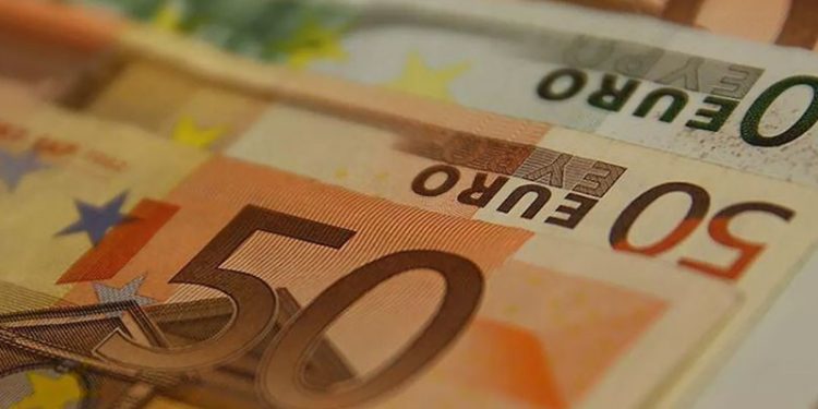 Avusturya'da enflasyona karşı halka geri ödeme: Her yurttaşa 1000 euroya varan nakit para verilecek