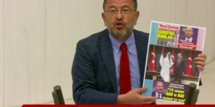 Ağbaba'dan 'Külliye'de ziyafet' yorumu: Marmaris yanarken milletin parasını yiyorlar, haram olsun