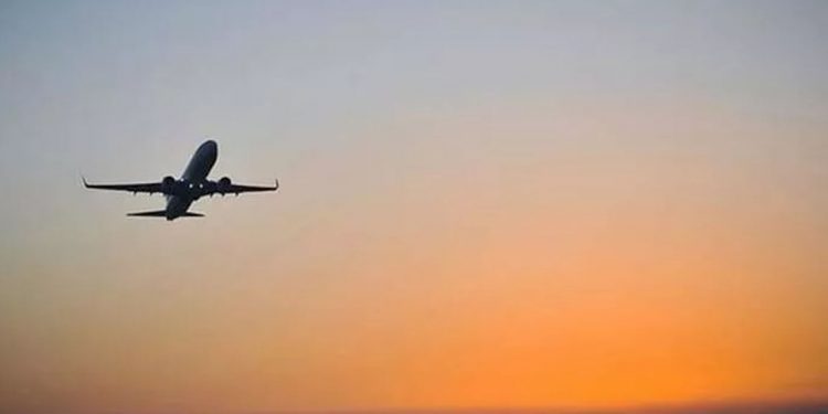 AİHM, İngiltere'nin sığınmacıları Ruanda'ya göndereceği uçuşu durdurdu