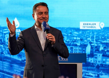 Babacan: Beştepe aklını başına almazsa bu işin sonu kötü olacak, ülke batıyor!