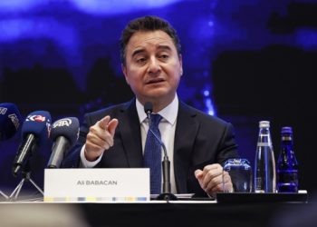 Babacan: Gezi davasıyla ilgili şahsi bir mağduriyetim de yok başvurum da!