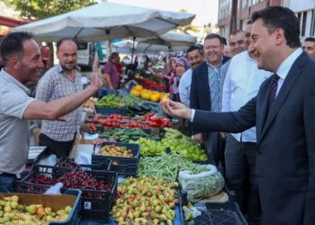Babacan: Hayat çok pahalı, emekli maaşı ve asgari ücretle geçinmek çok zor