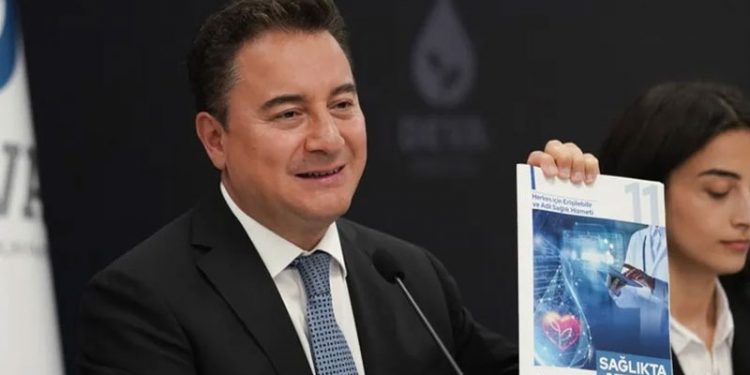Babacan, partisinin 'sağlıkta atılım eylem planı'nı açıkladı: Mevcut sistemi acile kaldıracağız