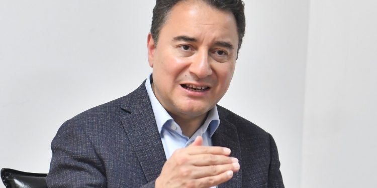 Babacan’dan kur korumalı mevduat yorumu: Servet transferi