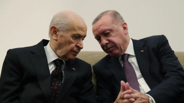 Bahçeli de ‘Erdoğan’ın adaylığı’ tartışmasına 'çalıştı'