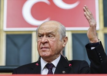 Bah&ccedil;eli'den Kılı&ccedil;daroğlu'na: Demirtaş'a sahip &ccedil;ıkmak insanlık mıdır?