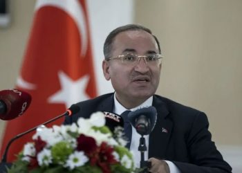 Bakan Bozdağ: Erdoğan'ın adaylığı önünde bir engel yok, 2023'te ikinci adaylığı olacak