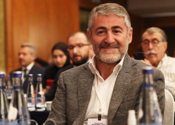 Bakan Nebati: Dünyaya ekonomideki büyümeyi anlatıyoruz