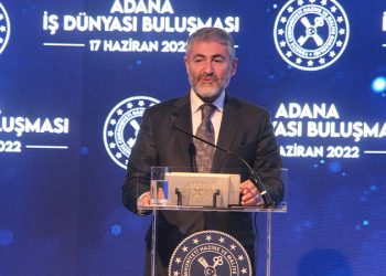 Bakan Nebati: Enflasyonla mücadeleyi desteklemek üzere 241 milyar lira vergi gelirinden vazgeçiyoruz