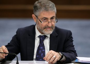 Bakan Nebati: Memur aylıklarında yaklaşık yüzde 40 artış öngörmekteyiz