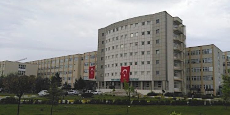 Balıkesir Üniversitesi'nde 'adrese teslim' kadro iptal edildi