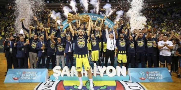 Basketbolda şampiyon Fenerbahçe Beko