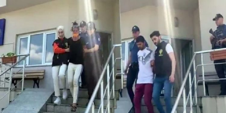 Bebek sahilindeki ahlak dışı görüntüler! Cezaevinden izinli çıkmış