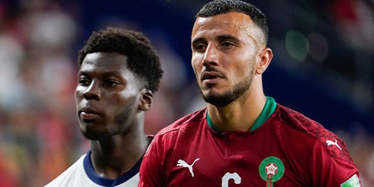 Beşiktaş'ın yeni stoperi Romain Saiss, İstanbul'a geldi