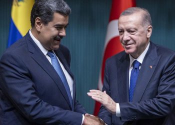 Biden'dan Maduro'nun rakibine destek