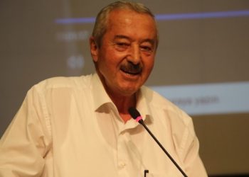 Birdal: Bir insan anadilinde konuşamıyor, sahnesinin perdelerini açamıyorsa bu özgürlük müdür?