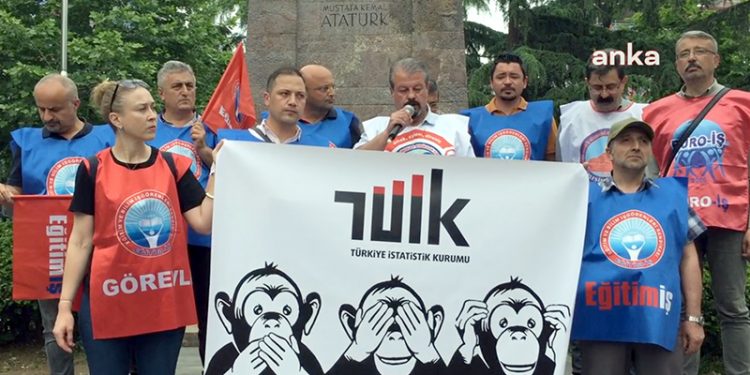 Birleşik Kamu-İş Trabzon’da TÜİK’in enflasyon rakamlarını protesto etti