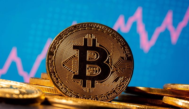 Bitcoin 2 yıl sonra ilk kez bu kadar düştü