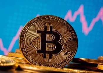 Bitcoin 2 yıl sonra ilk kez bu kadar düştü