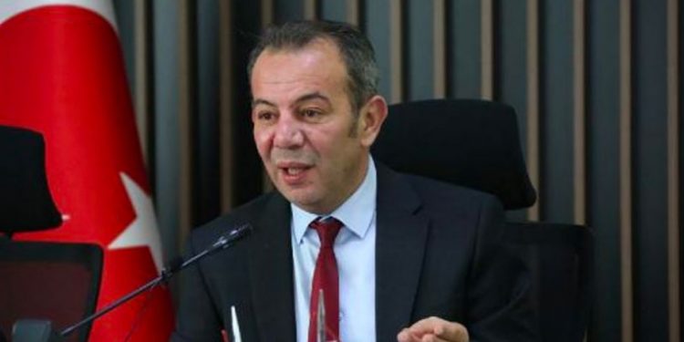 Bolu Belediye Başkanı, 'cumhurbaşkanlığı adaylığı' için Kılıçdaroğlu'ndan izin istedi: Sandıkta dürüvereyim defterini