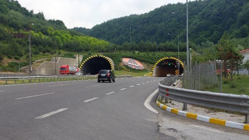 Bolu Dağı Tüneli'nde çalışmalar sona erdi: TEM'in İstanbul yönü 32 gün sonra ulaşıma açıldı