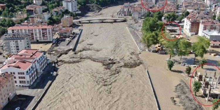 Bozkurt’ta selden ders çıkarılmadı, dere yatağında yapılaşma devam etmiş