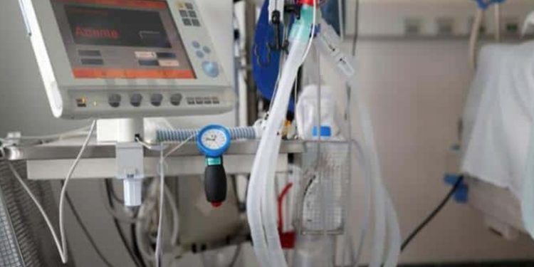 Britanya'da yüksek mahkeme, 12 yaşındaki çocuğun yaşam destek ünitesinin kapatılmasına karar verdi