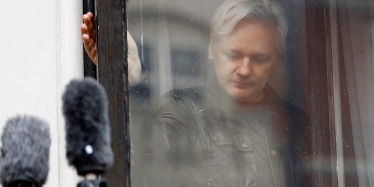 Britanya'nın kararının ardından konuşan Assange'ın eşi: ABD'ye iadesi durumunda hayatına son verebilir