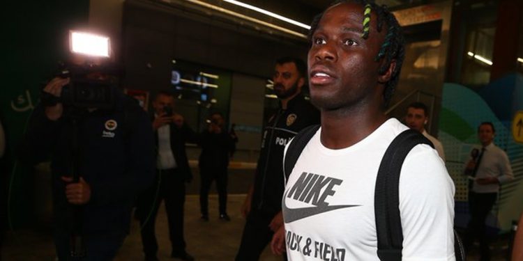 Bruma, Fenerbahçe için İstanbul'da