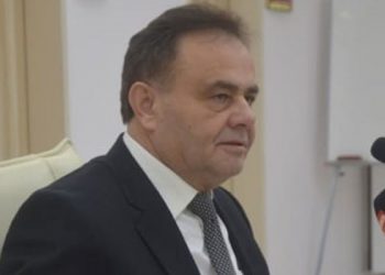 CHP, ‘yolsuzlukla’ suçlanan belediye başkanını ihraç etti