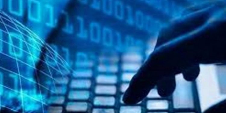 CHP'li Adıgüzel 'Cumhuriyet tarihinin en büyük fişleme skandalı' dedi: BTK, kişisel verileri topluyor