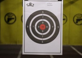 CHP'li Antmen, Meclis'e taşıdı: 'Poligonlarda bazı gruplara silah eğitimi veriliyor'