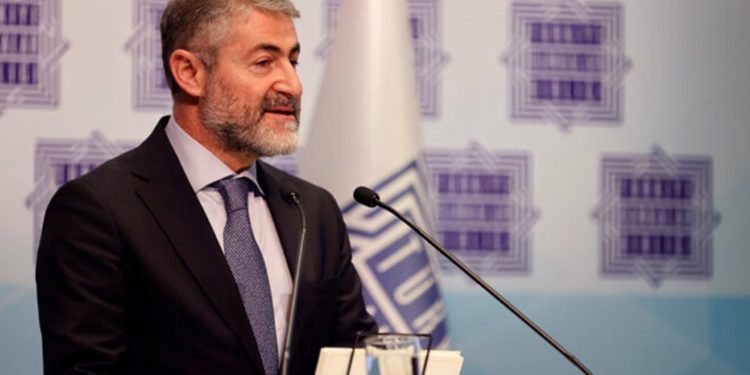 CHP'li Ağbaba: Nebati hiçbir şey yapmadan 6 ay uyusa, her şey çok daha iyi olurdu