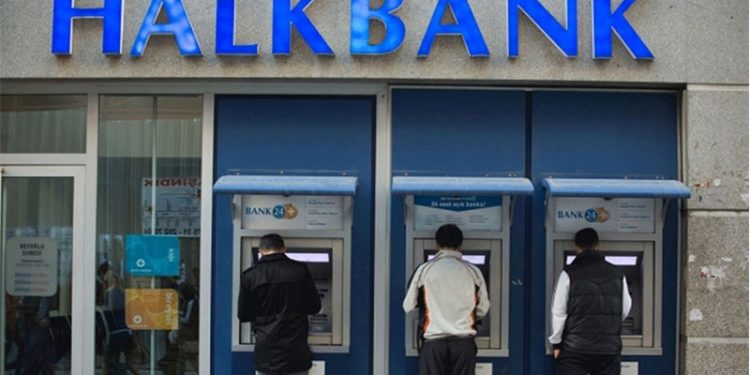 CHP'li Karabat'tan 'Halkbank'ta vurgun' iddiası: 3 milyar 297 milyon liralık kredi teminatsız verilmiş