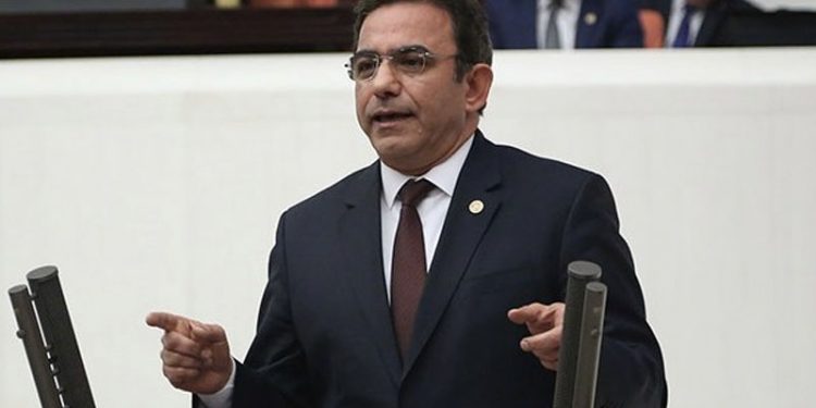 CHP’li Budak: Devletin yurtları cemaatlere ve tarikatlara teslim edildi