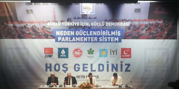 CHP’li Muarrem Erkek: ‘Biz anayasal bir devlet değiliz artık; bu sistemde kişi, parti ve sistem birleşmesini yaşıyoruz’