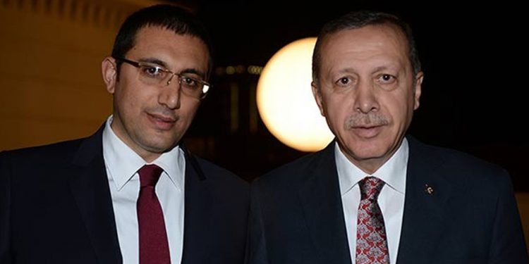 Cumhurbaşkanı Başdanışmanı Akış’tan Arınç’a: Kızılcahamam kampında ‘kral çıplak’ deseydin ya